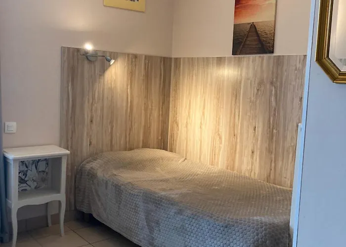 Maison d'hôtes Domaine De Meslay 3*