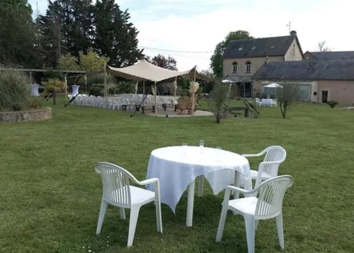 Maison d'hôtes Domaine De Meslay Fye